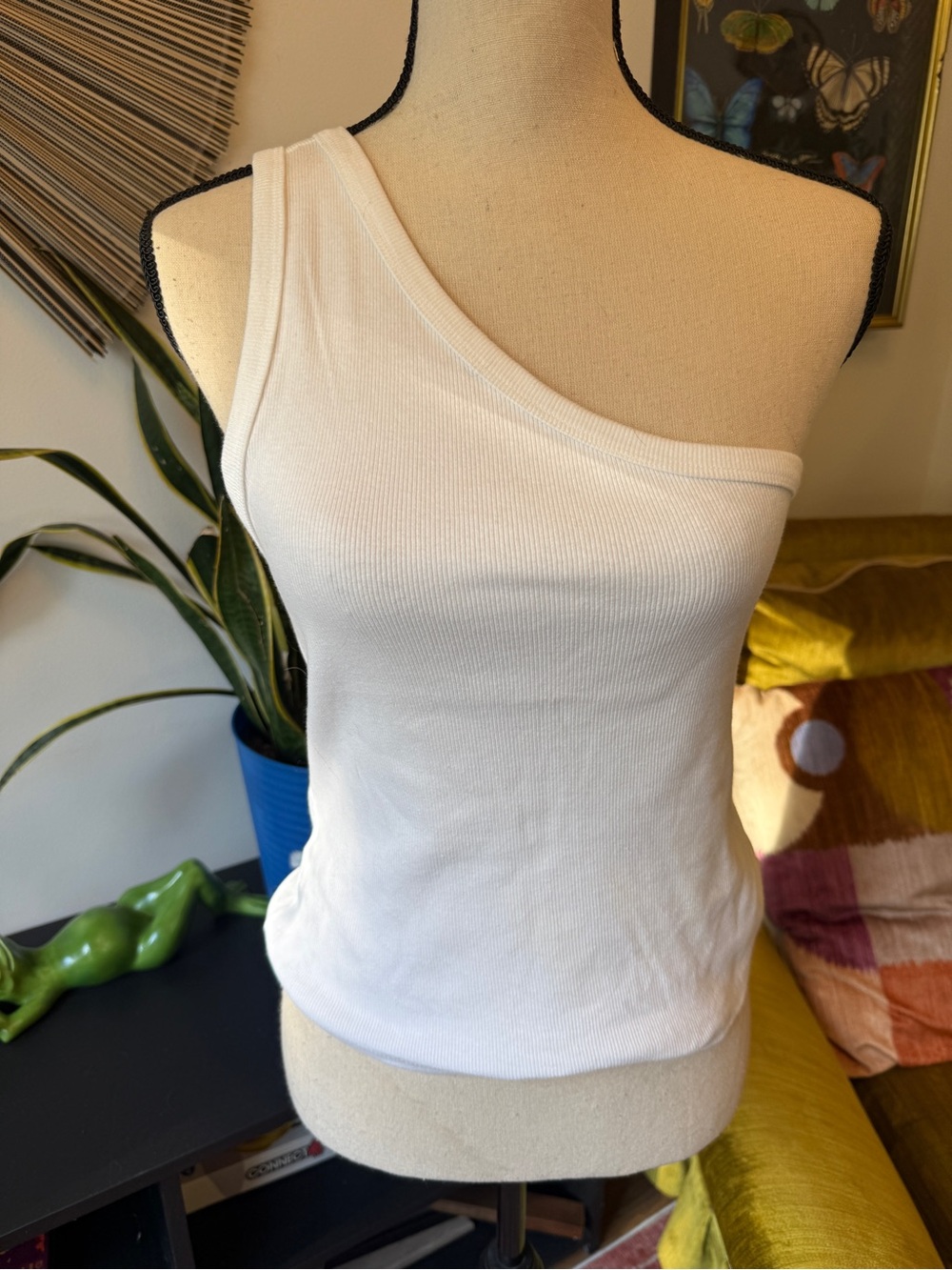 Pilcro Anthropologie  White One-Shoulder Ribbed Tank